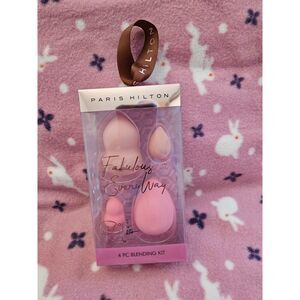 Paris Hilton 4 pc Beauty Blender Sponges